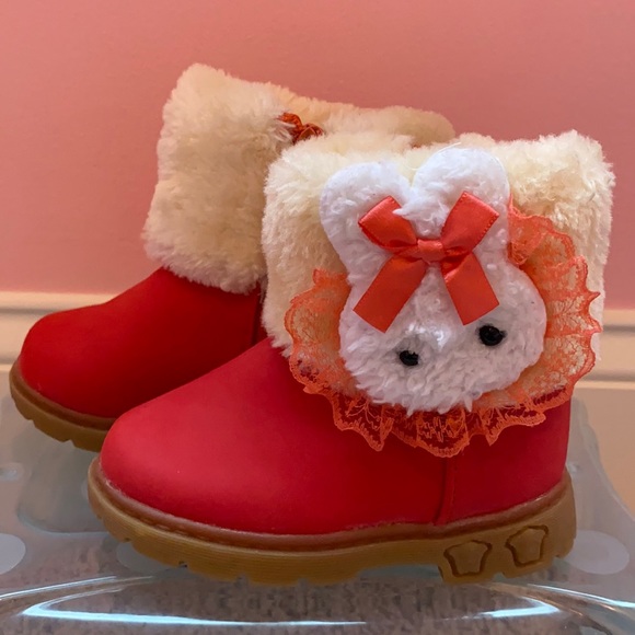 Red Boots - Picture 1 of 5